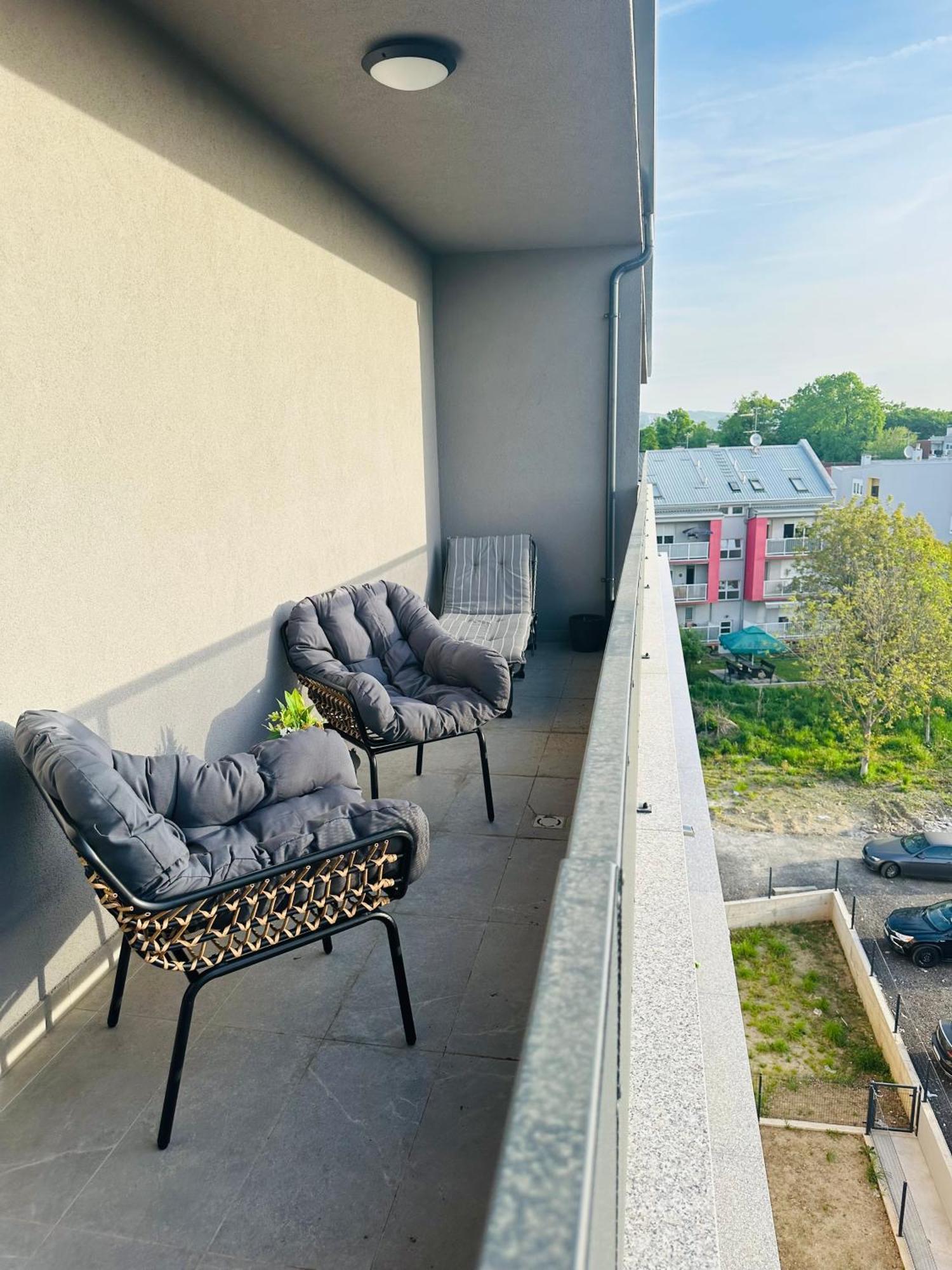 Le Boutique Chambre Vita Загреб Екстериор снимка